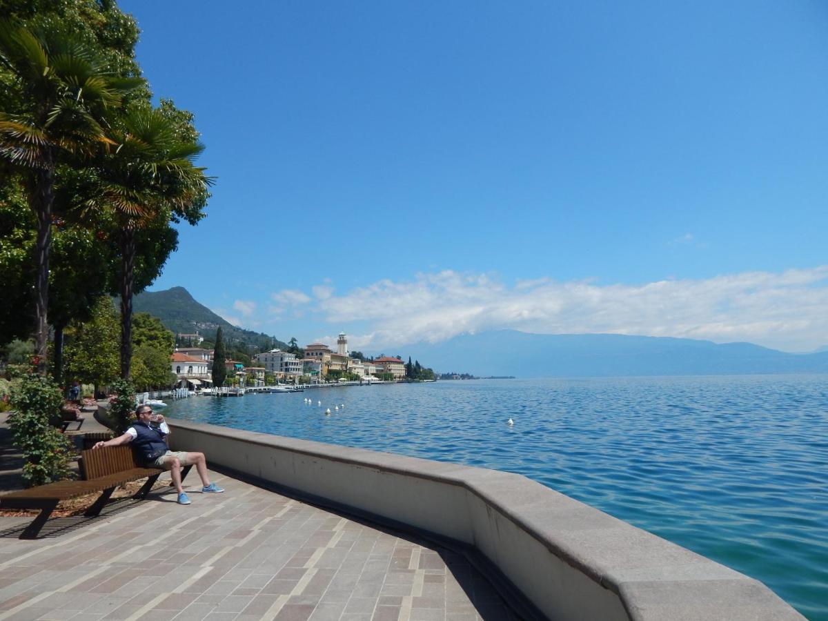 Residence Villa Alba Gardone Riviera Exterior photo